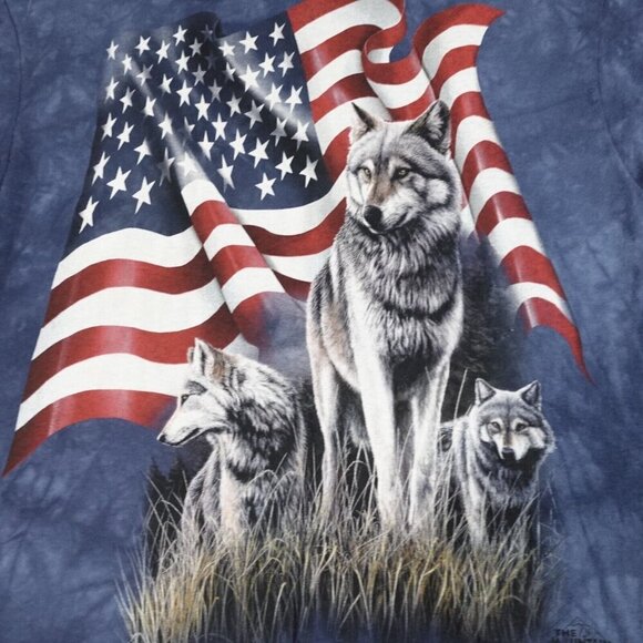 Vintage The Mountain Shirt Medium Blue American Flag Wolves Jeremy Paul 2001 - Picture 1 of 7